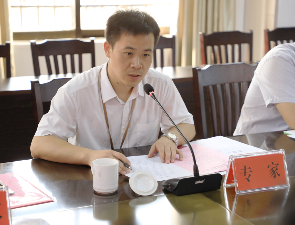 广东省公立医院绩效评价考核专家组到我院开展2018年绩效考核工作